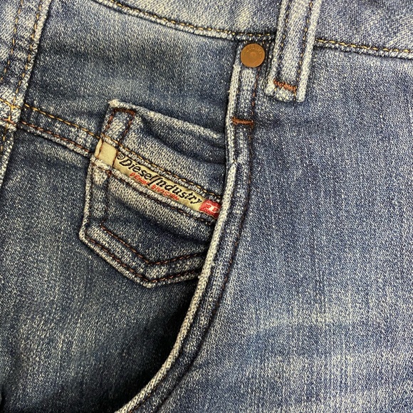 Diesel Jogjean - Picture 9 of 9